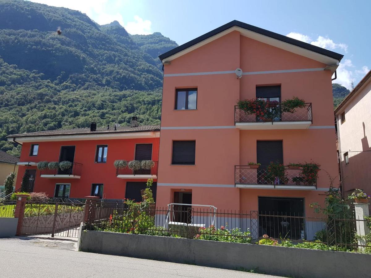 Alexandra Apartment *